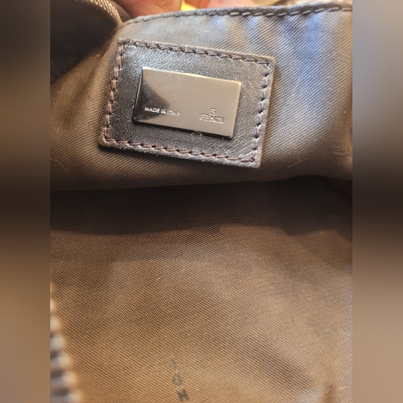 Fendi Zucchino Leather-Trimmed Canvas Pochette Baguette - Picture 4 of 4